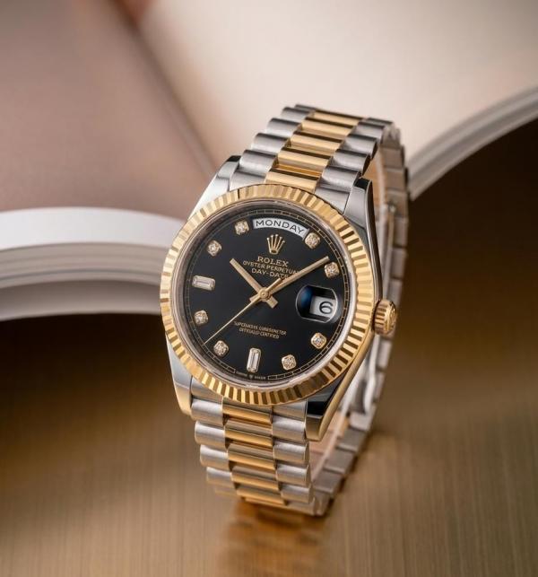Rolee_x Oyster Perpetual Day Date Diamond 2Ton-Gold-Black 40 Battery