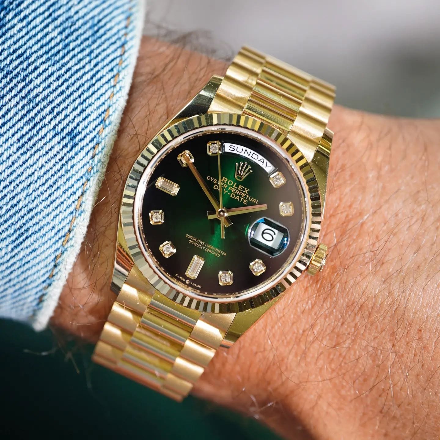Rol_ex Presi_dent Day_Date Green Diamond Dial Gold Bracelet Mens Watch premiumwearing.online