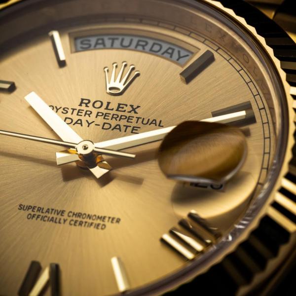 Rolee_x oyster Perpetual Day Date 40 Battery Gold-Gold