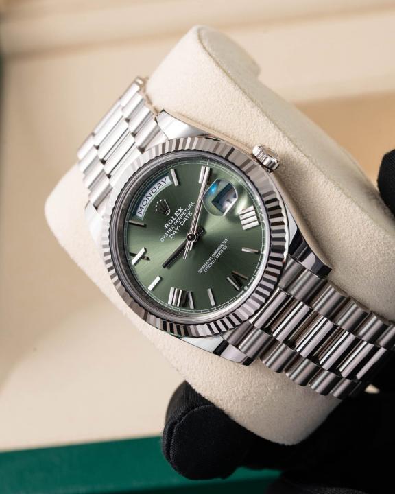 Rolee_x Oyster Perpetual Day Date 40 Battery Silver-Green