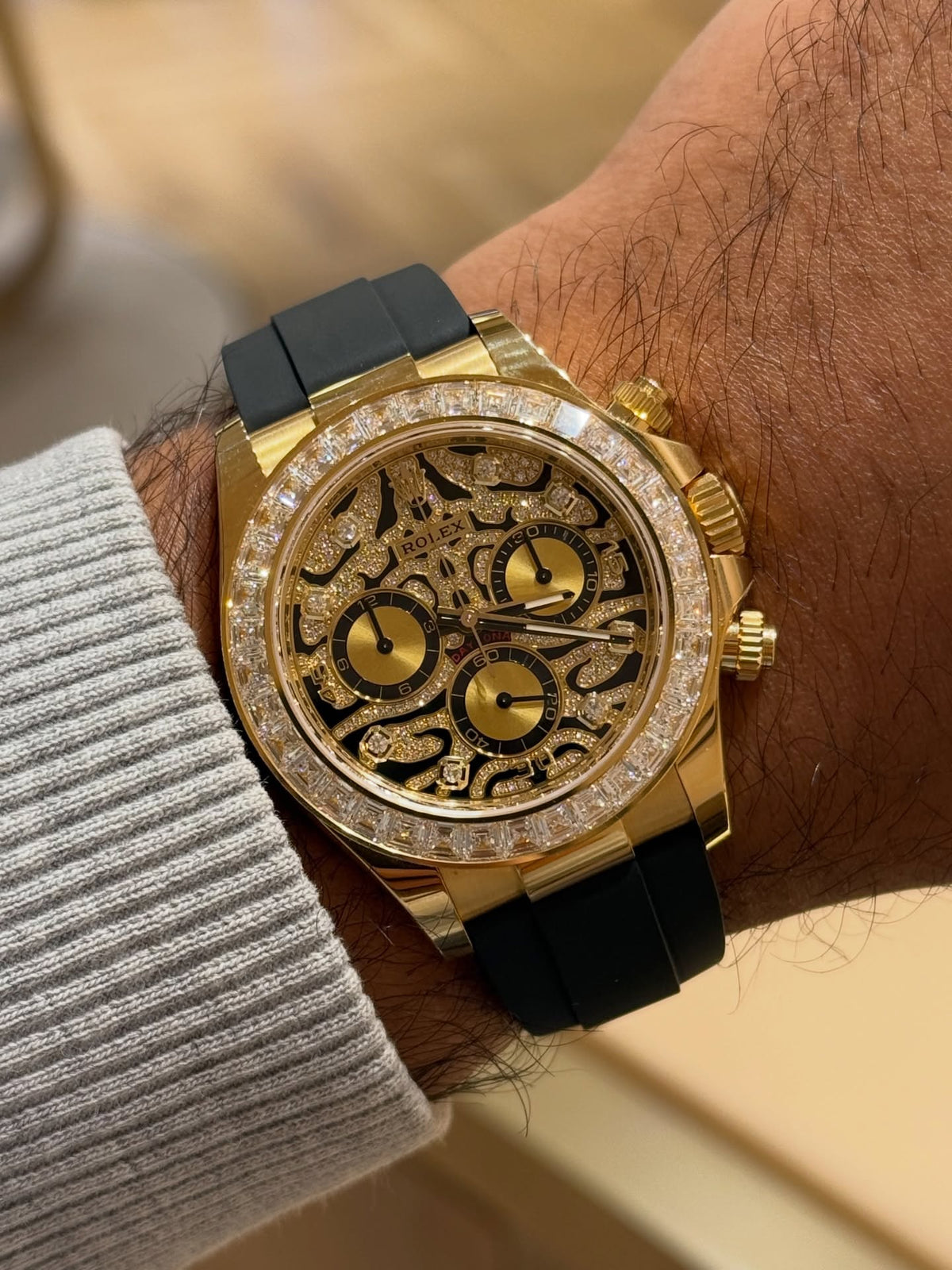 Ro*ex Eye Of The Tiger Gold Dial Silicon Belt Edition Premium Quality Luxury Watch premiumwearing.online