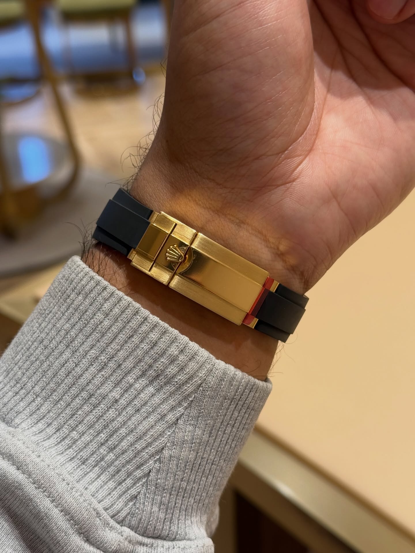 Ro*ex Eye Of The Tiger Gold Dial Silicon Belt Edition Premium Quality Luxury Watch premiumwearing.online
